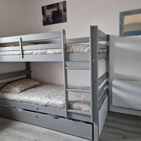 Appartamento Bord De Avec Piscine Intérieure Chauffée Port-la-Nouvelle